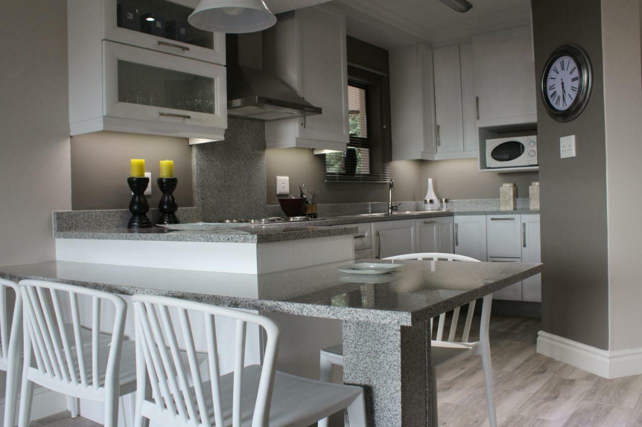 Beachfront Luxury @ Umhlanga Durban Ngoại thất bức ảnh